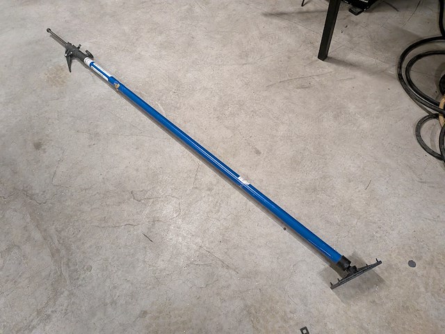 Assortiment gereedschap - afbeelding 6 van  24