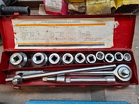 Assortiment gereedschap - afbeelding 4 van  12