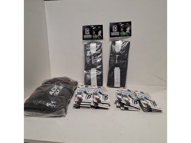 Assortiment golf accessoires - afbeelding 1 van  9