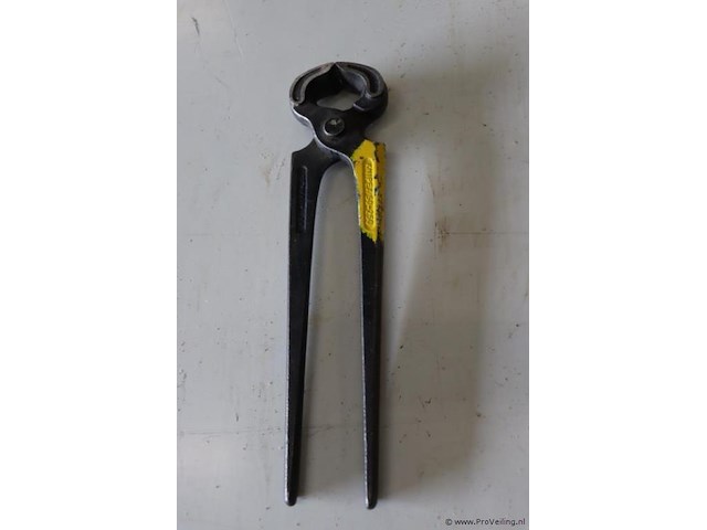 Assortiment handgereedschap o.a. ring/steeksleutels & schroevendraaiers - afbeelding 5 van  10