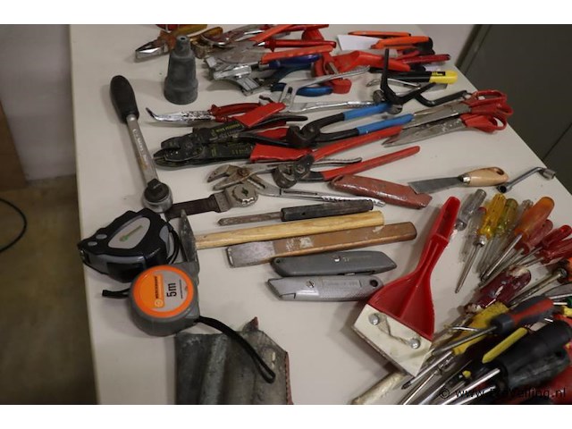 Assortiment handgereedschap - afbeelding 2 van  6