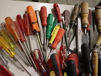 Assortiment handgereedschap - afbeelding 4 van  6