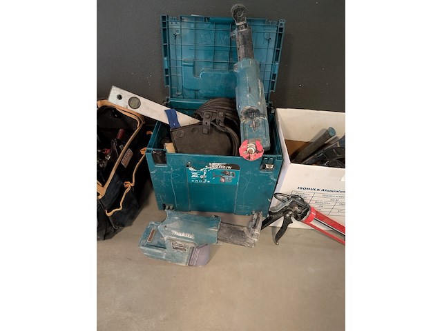 Assortiment handgereedschap - afbeelding 9 van  25
