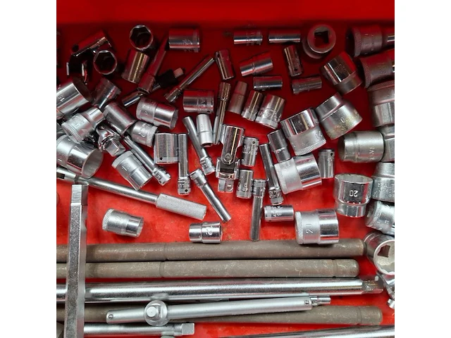 Assortiment handgereedschap - afbeelding 5 van  9