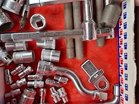 Assortiment handgereedschap - afbeelding 8 van  9