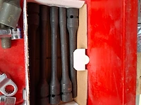 Assortiment handgereedschap - afbeelding 9 van  9