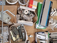 Assortiment hang en sluitwerk - afbeelding 14 van  29