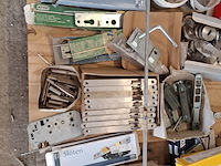 Assortiment hang en sluitwerk - afbeelding 15 van  29