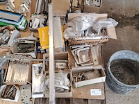 Assortiment hang en sluitwerk - afbeelding 16 van  29