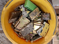 Assortiment hang en sluitwerk - afbeelding 24 van  29