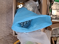 Assortiment hang en sluitwerk - afbeelding 25 van  29