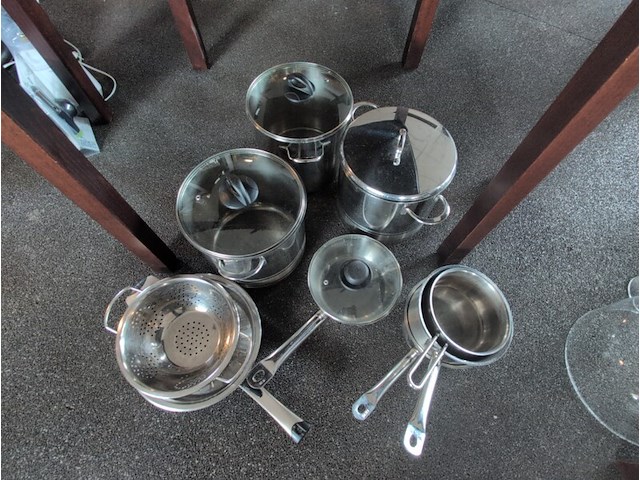 Assortiment horeca bakken, schalen, pannen en potten - afbeelding 4 van  8