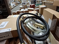 Assortiment hotbath accessoires en toebehoren - afbeelding 3 van  16