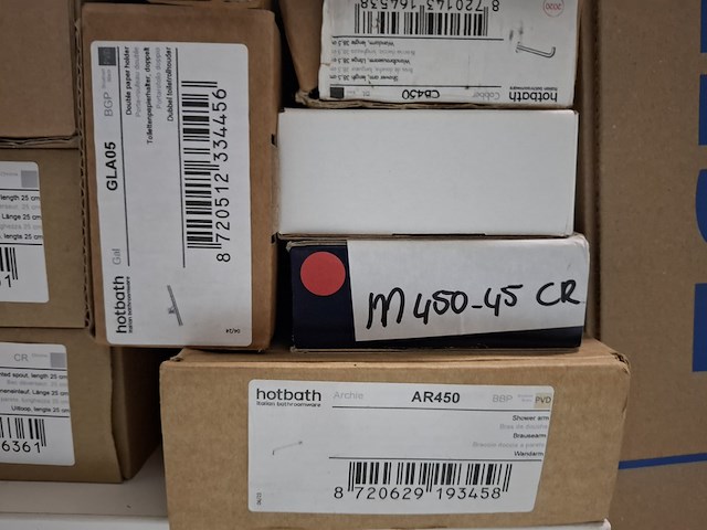 Assortiment hotbath accessoires en toebehoren - afbeelding 7 van  16