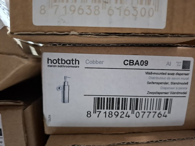 Assortiment hotbath accessoires en toebehoren - afbeelding 16 van  16