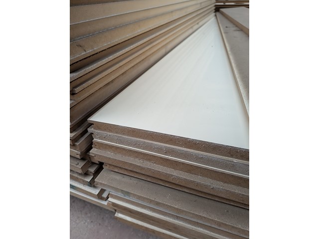 Assortiment hout- en plaatmateriaal - afbeelding 2 van  13