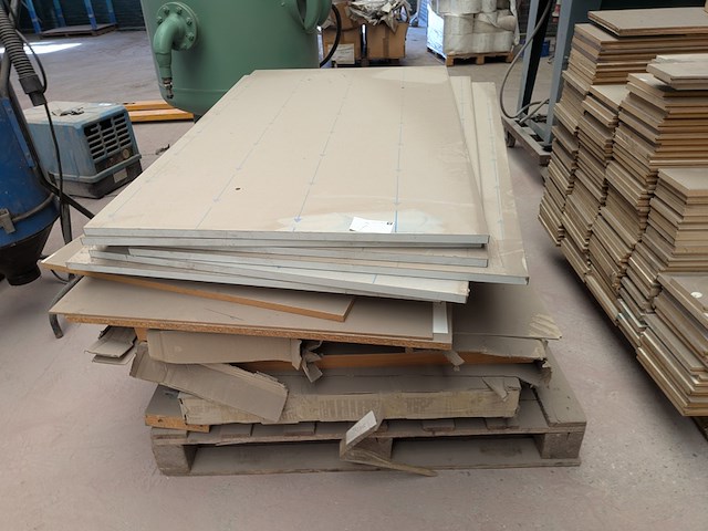 Assortiment hout- en plaatmateriaal - afbeelding 3 van  13