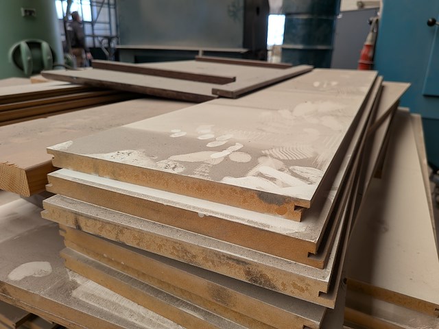 Assortiment hout- en plaatmateriaal - afbeelding 11 van  13