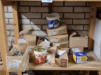 Assortiment ijzerwaar in 3x stellingvak - afbeelding 19 van  21