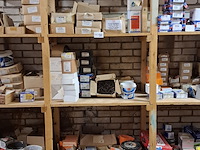 Assortiment ijzerwaar in 3x stellingvak - afbeelding 1 van  18