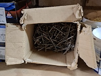 Assortiment ijzerwaar in 3x stellingvak - afbeelding 18 van  18