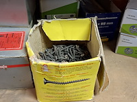 Assortiment ijzerwaar in 3x stellingvak - afbeelding 11 van  21