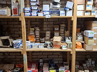 Assortiment ijzerwaar in 3x stellingvak - afbeelding 1 van  21