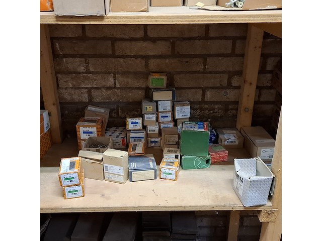 Assortiment ijzerwaar in 3x stellingvak - afbeelding 5 van  18