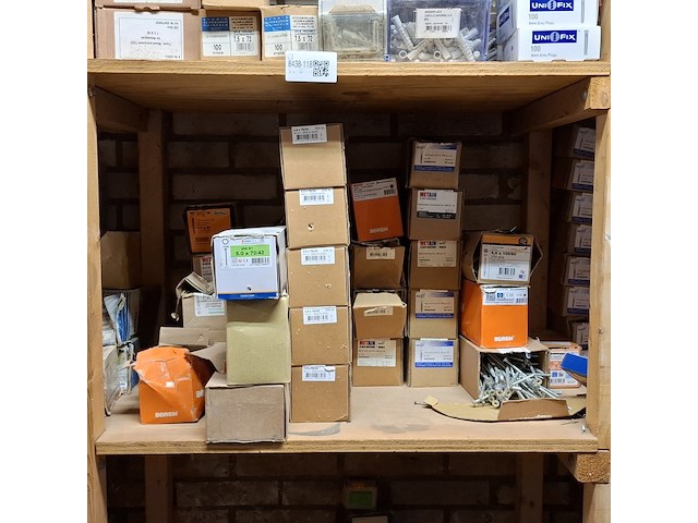 Assortiment ijzerwaar in 3x stellingvak - afbeelding 15 van  18