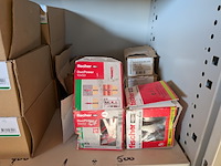 Assortiment ijzerwaar in werkplaatskast - afbeelding 26 van  43