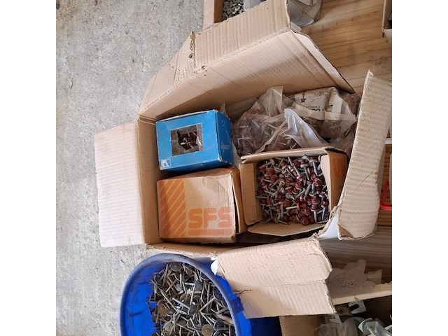 Assortiment ijzerwaar - afbeelding 5 van  29