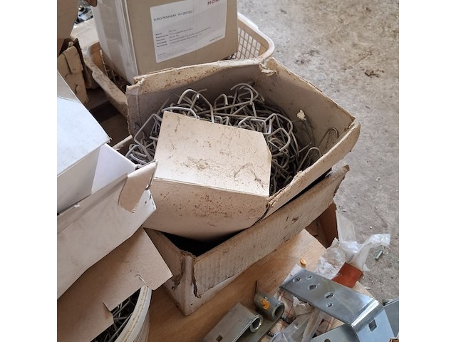 Assortiment ijzerwaar - afbeelding 16 van  18