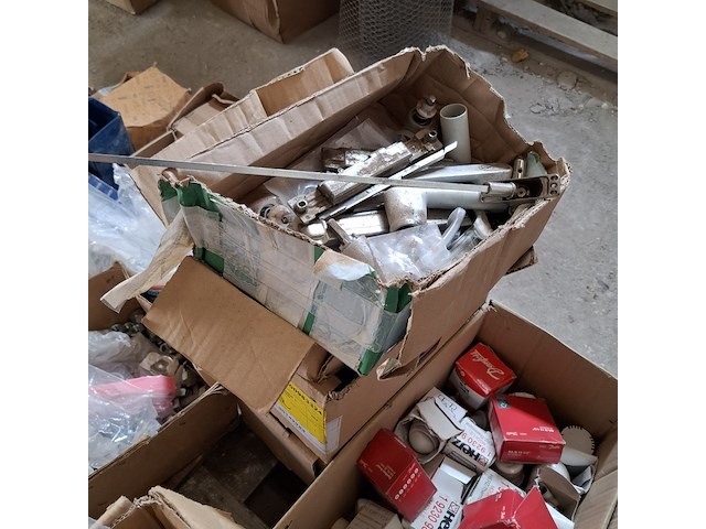 Assortiment ijzerwaar - afbeelding 8 van  26