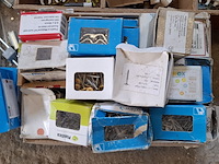 Assortiment ijzerwaar - afbeelding 21 van  26