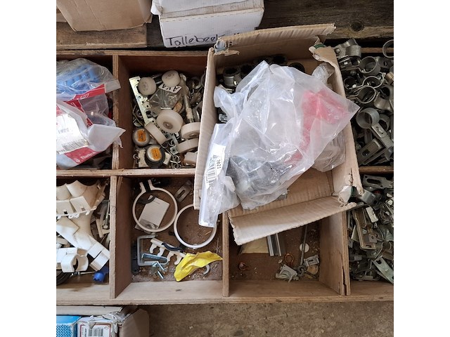 Assortiment ijzerwaar - afbeelding 23 van  26