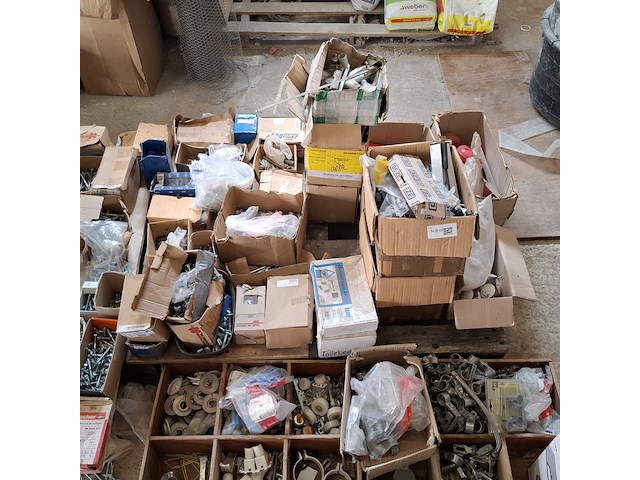 Assortiment ijzerwaar - afbeelding 25 van  26