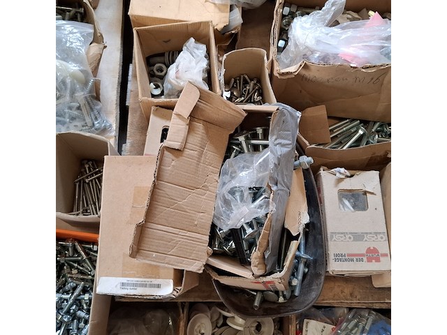 Assortiment ijzerwaar - afbeelding 26 van  26