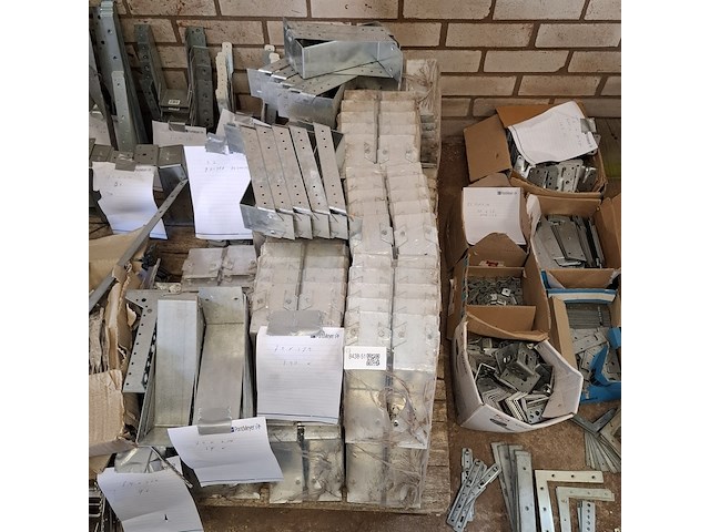 Assortiment ijzerwaar - afbeelding 14 van  17