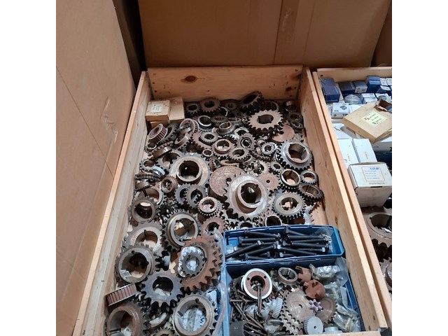 Assortiment ijzerwaar - afbeelding 6 van  13