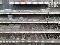 Assortiment ijzerwaren o.a. abus - afbeelding 12 van  44