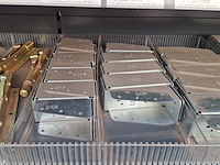 Assortiment ijzerwaren o.a. abus - afbeelding 30 van  44