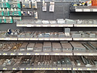 Assortiment ijzerwaren o.a. abus - afbeelding 23 van  44