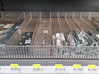 Assortiment ijzerwaren o.a. abus - afbeelding 36 van  44