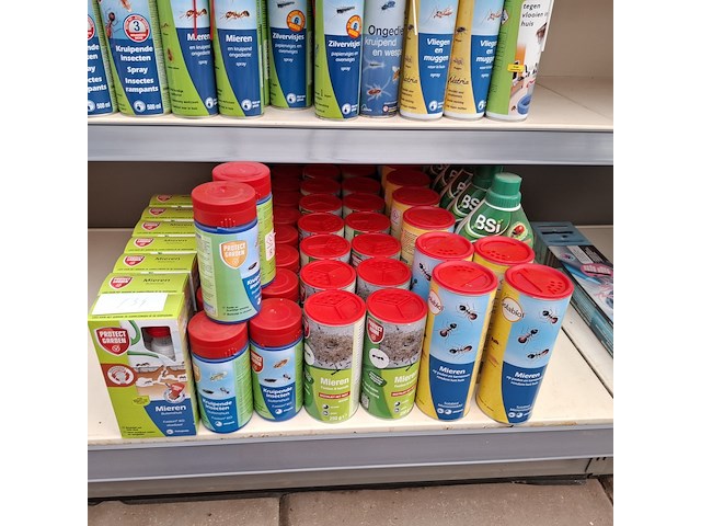 Assortiment insecten bestrijdingsmiddelen o.a. protect garden, biopet - afbeelding 16 van  23