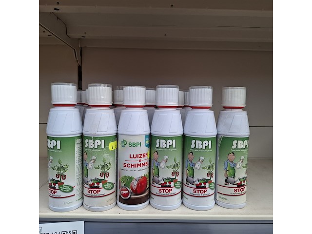 Assortiment insecten bestrijdingsmiddelen o.a. protect garden, biopet - afbeelding 12 van  23