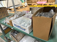 Assortiment installatie benodigdheden o.a. eaton - afbeelding 7 van  9