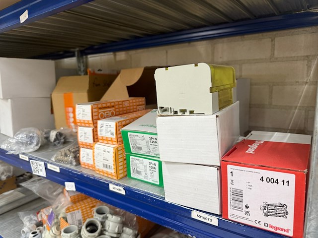 Assortiment installatie benodigdheden - afbeelding 13 van  16