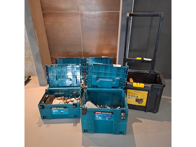 Assortiment installatiemateriaal en toebehoren - afbeelding 1 van  6