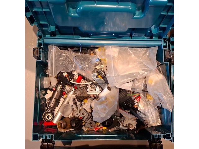 Assortiment installatiemateriaal en toebehoren - afbeelding 4 van  6