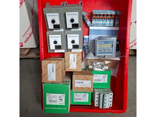 Assortiment installatiemateriaal o.a. weidmuller - afbeelding 1 van  8